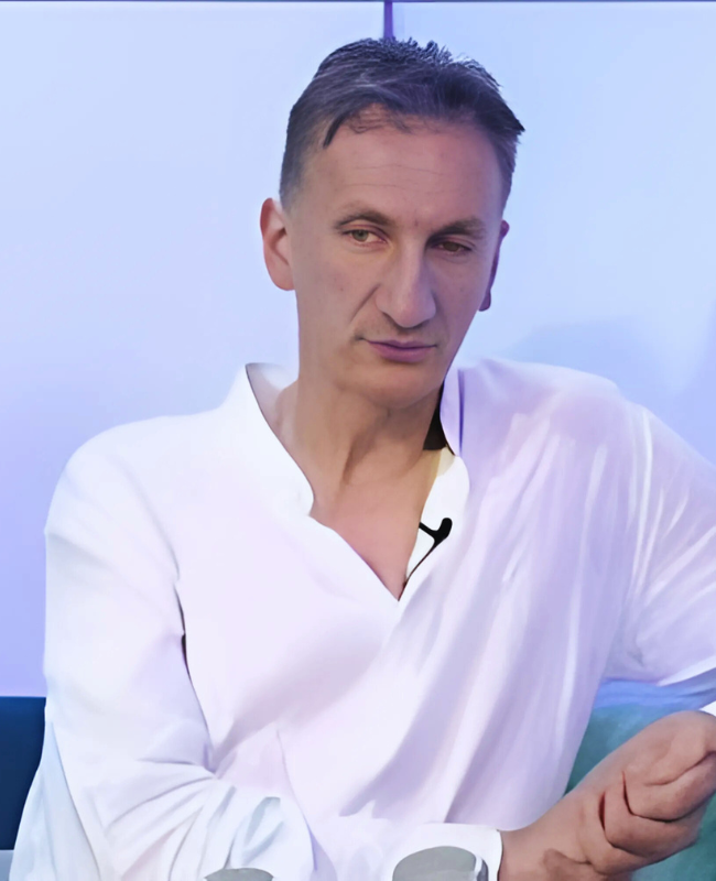 doc. dr Aleksandar Đogo